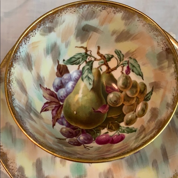 Gorgeous unique tea cup set - Picture 2 of 5